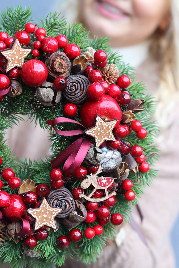 Czerwień Luxury, świąteczny czerwony wianek