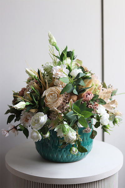 Tymona, kompozycja kwiatowa