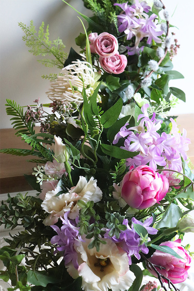 Verrasa, wiosenna girlanda kwiatowa