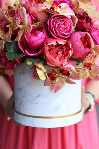 Orchidessa, marmurkowy flowerbox ze storczykiem