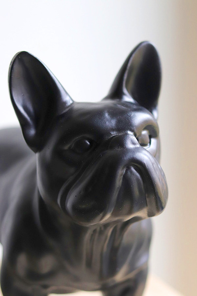 Dog in the Fog, figurka pies bulldog B, czarny, wys.27cm 