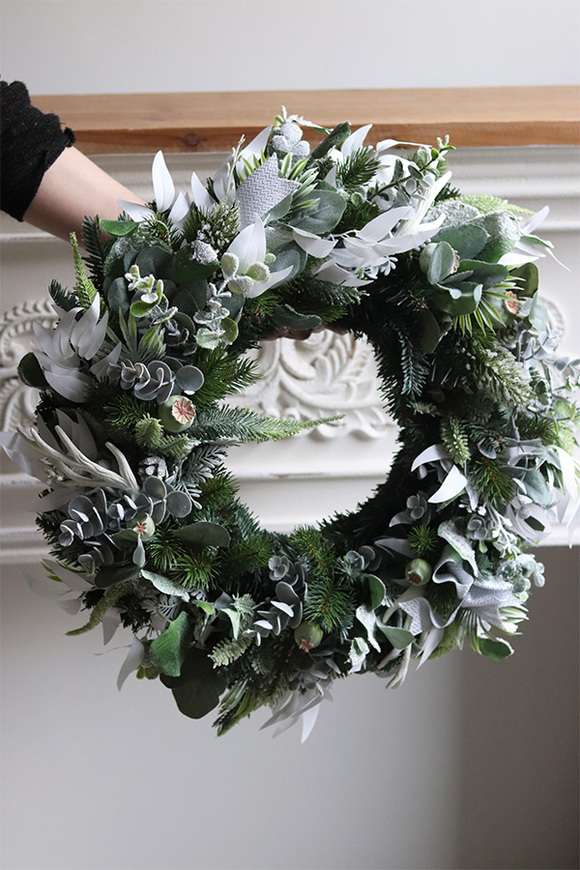 Zimowy Wieczór, zimowy wianek na drzwi