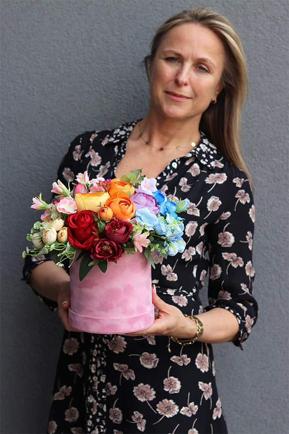 Tęcza Crystalas M, kolorowy flowerbox z chwostem