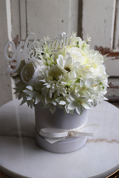 biały flowerbox komunijny, Bielli 2, wys.23cm