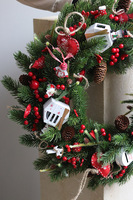 Na Rysy, świąteczny wianek na drzwi