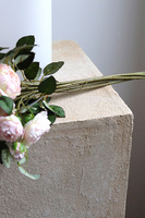 Rosalie, gałązka sztucznej róży, brzoskwiniowa