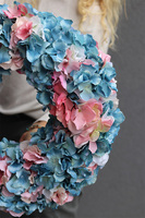 Gesiana 2, niebiesko-różowy wianek z hortensjami