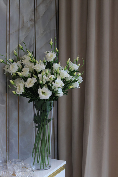 Eustoma Secret of Flowers, bukiet kwiatów do wazonu