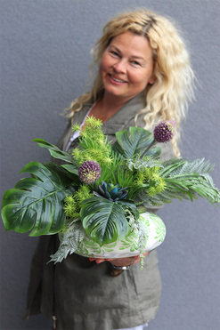 Medrea, dekoracja z monsterą i sukulentami, wym.30x40cm 