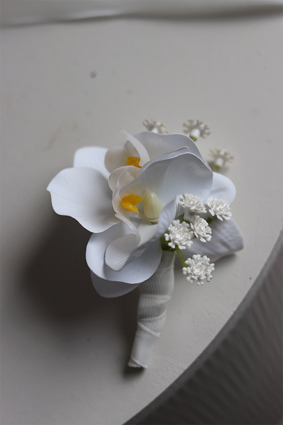 Orchids, biżuteria kwiatowa na bal maturalny, komplet butonierka + korsarz