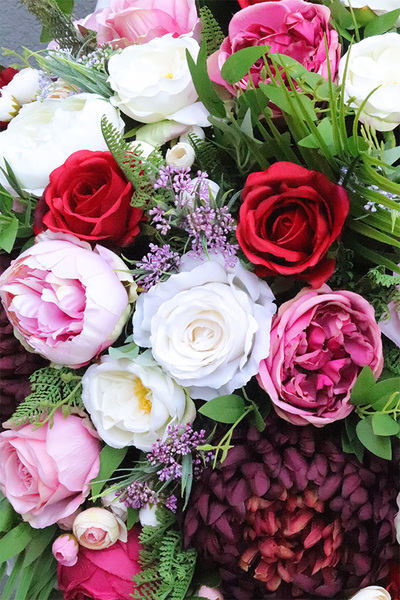 Nerita Bordire, kompozycja nagrobna w naczyniu