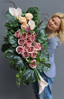 Genowefa, kompozycja nagrobna w naczyniu łódce, wym.50x95x57cm 