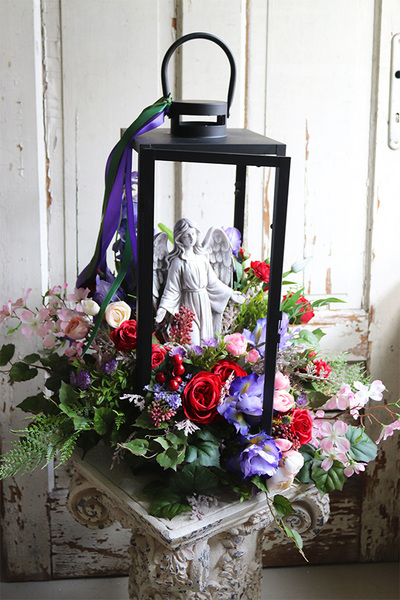 lampion nagrobny Angelo Garden Irys z kwiatami