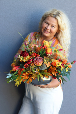 Jesienny Czas Glamour, jesienna kompozycja w misie, wym.35x53cm