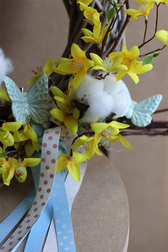 Forsycja Cotton, wielkanocny wianek na drzwi