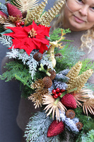 Red Winter, bożonarodzeniowy stroik girlanda