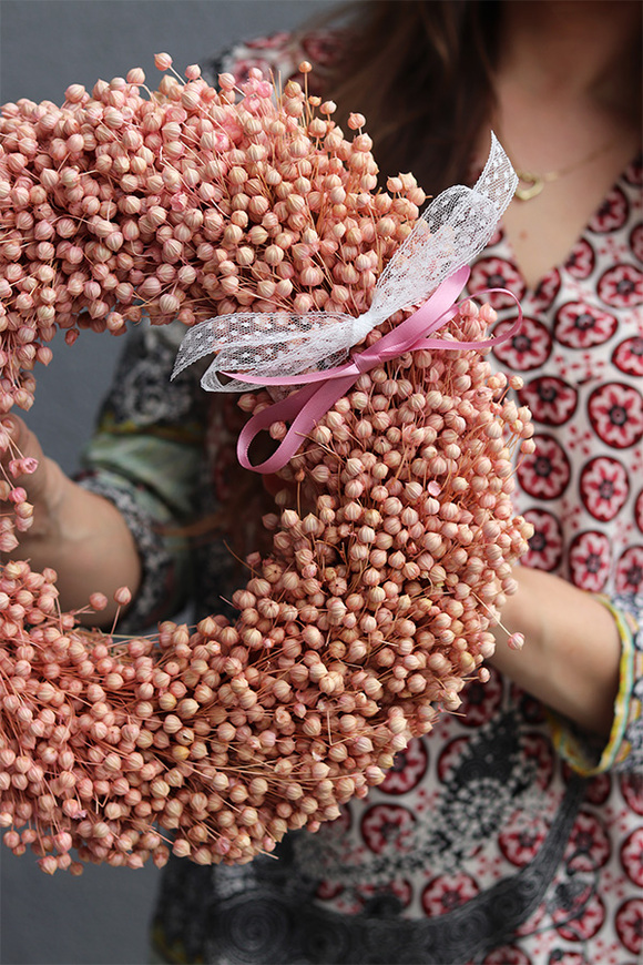 Ludowy Len, dekoracyjny wianek z suszu, różowy