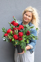 Luiza New, bukiet nagrobny z różami