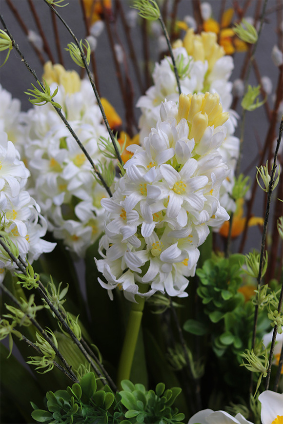 Wiosenne Trele Concrete, wiosenna kompozycja roślinna