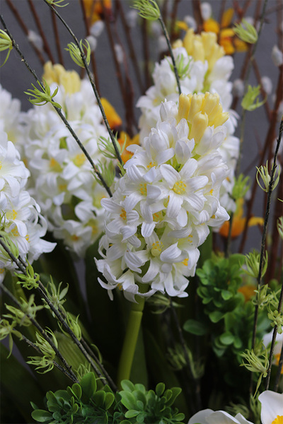 Wiosenne Trele Concrete, wiosenna kompozycja roślinna