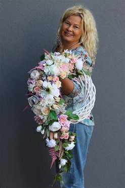 Belladonna, asymetryczny wianek do powieszenia, dł.64cm