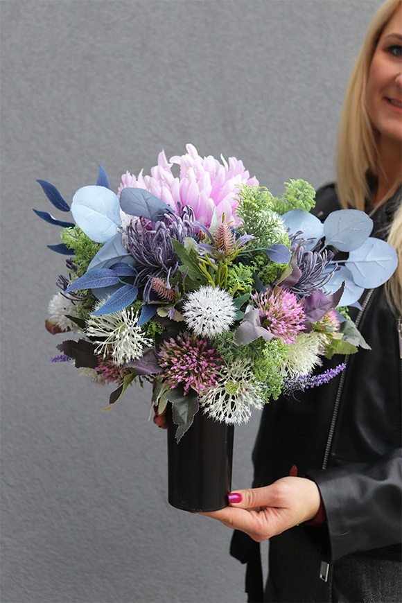 Ivette, elegancki bukiet nagrobny z chryzantemą, wys.36cm