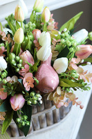 Tulipina, wiosenna dekoracja kwiatowa