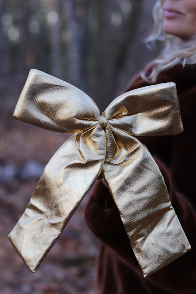 Złota Kokarda, świąteczna zawieszka