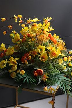 Wiosenne Słońce Volcan, kompozycja nagrobna na ciężkiej tacy, wym.40x70cm