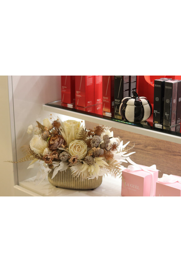 Laguel November, jesienna kompozycja w naczyniu glamour	