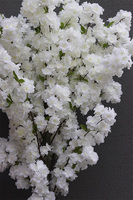 Kwitnąca Wiśnia, sztuczna roślina w doniczce, biała