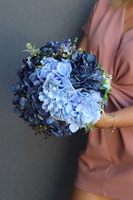 Niebieskie Niebo, szary flowerbox z kwiatami, wym.24x25cm