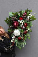 Herrata Ruberia, nieduża wiązanka nagrobna