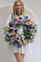 Juliette, wianek na drzwi z kwiatami