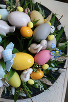 Moko Easter Pastelle B, wielkanocny stroik na talerzu, śr.31cm