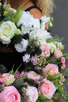 Pink Lussano, wieniec nagrobny