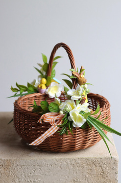 OD RĘKI Franciszka, dwustronnie dekorowany koszyczek wielkanocny, wys.18cm