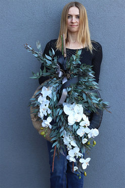 Elanea Nero Orchid 3, elegancki wieniec nagrobny, wym.45x100cm