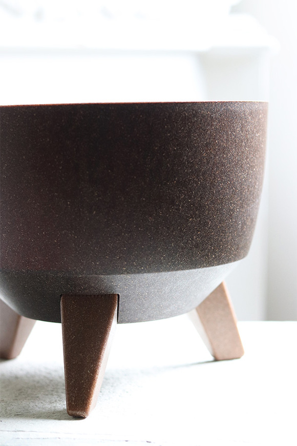 Roma Eco, osłonka doniczka na nóżkach, latte, wym.16x24cm