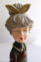 Mademoiselle, figurka dekoracyjna kobieta	