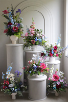 Kreonata, kwiatowy wianek na drzwi