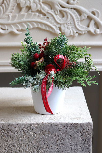 Figaro Hilton Mini, świąteczny stroik z jagodami