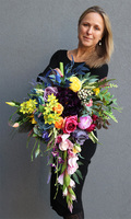 Hussa, kolorowy bukiet nagrobny, dł.74cm 