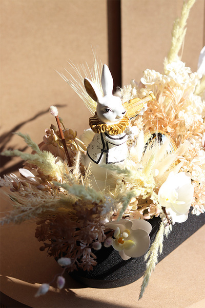 Black Easter Boho, stroik wielkanocny z zajączkiem