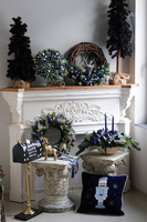 Granatowa Zima Blue, świąteczny wianek z bombkami