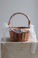 Frills, dekorowany koszyczek wielkanocny