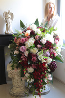 Excelsior Big, kompozycja kwiatowa nagrobna