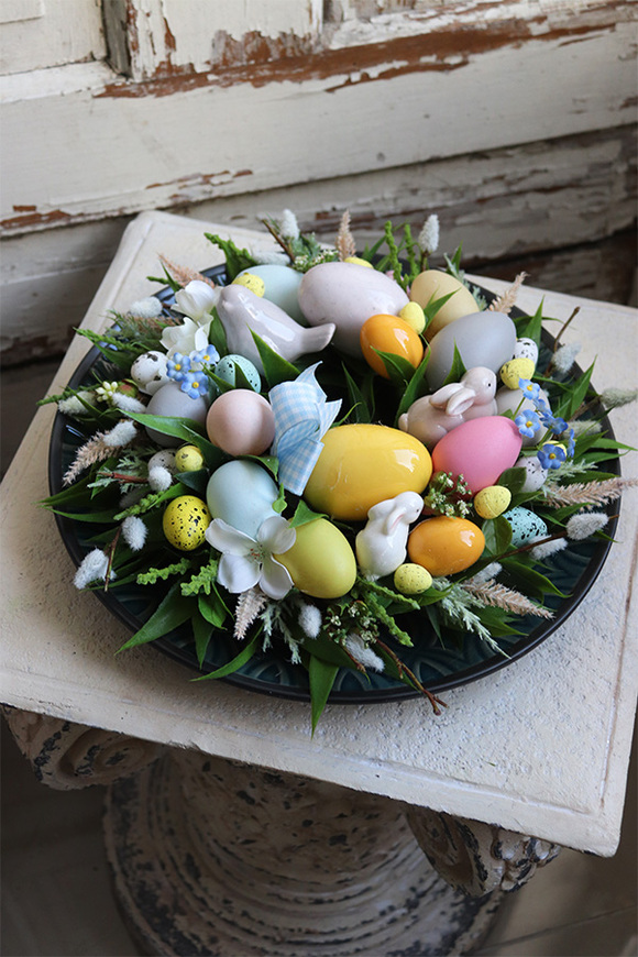 Moko Easter Pastelle B, wielkanocny stroik na talerzu, śr.31cm