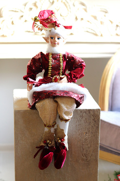 OD RĘKI Skrzacik B, laleczka zimowa siedząca elf, wym.31x27x51cm 