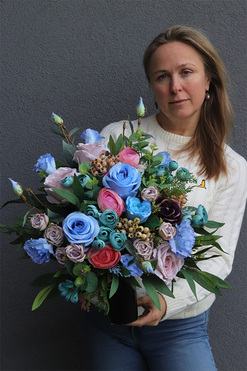 Sara Pastels, bukiet nagrobny we wkładzie do wazonu, dł.46cm